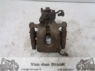 Renault Grand Modus 2008-2013 Remklauw rechts achter