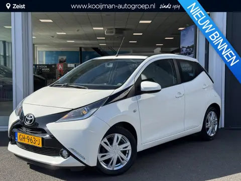 Toyota Aygo 1.0 VVT-i x-wave Automaat! | Vouwdak | Airco | Parkeercamera | Lichtmetalen velgen