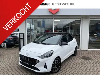 Hyundai i10 1.0 Comfort Smart 5-zits Automaat Bi-tone wit met zwart dak, Apple CarPlay/Android Auto,