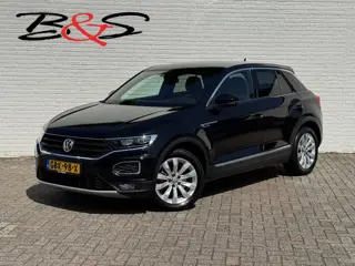 Volkswagen T-ROC 2.0 TSI 4Motion Sport Automaat Carplay Navi Trekhaak All-Seasonbanden