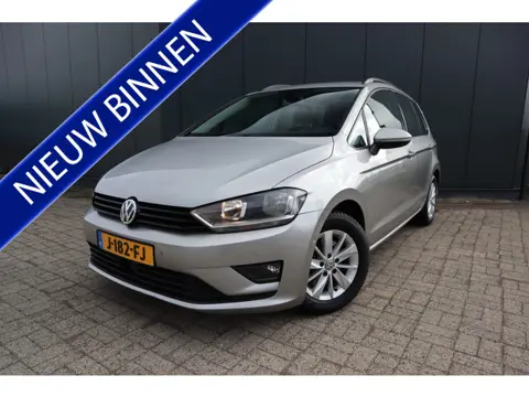 Volkswagen Golf Sportsvan 1.2 TSI Highline Automaat Navigatie Stoelverwarming Trekhaak Ecc.
