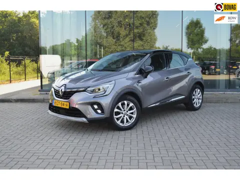 Renault Captur 1.6 E-Tech Plug-in Hybrid 160 Intens | Trekhaak | Navi | Camera | PDC
