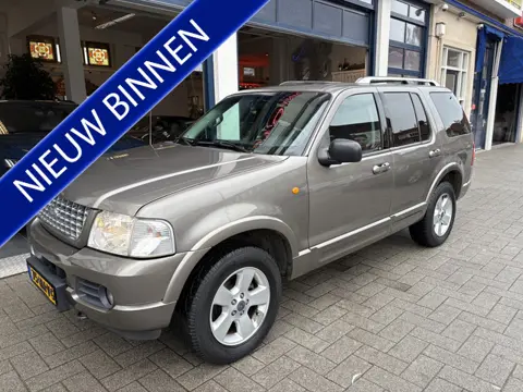 Ford USA Explorer 4.6-V8 Limited 7-PERSOONS/TOPSTAAT