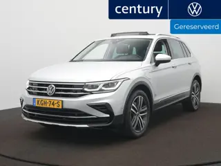 Volkswagen Tiguan 1.4 TSI Ehybrid Automaat - IQ light - Panoramisch schuif-kanteldak - ACC - Navigat