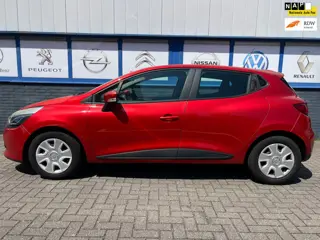 Renault Clio 0.9 TCe Expression 11-2014 NWE.APK 4995EU