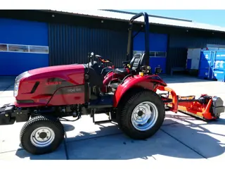 KNEGT 304G2 DEMO met maaier (bj 2025)