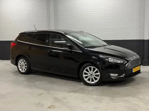 Ford FOCUS Wagon 1.0 Titanium/Apple Carplay/Camera/Keyless/Stoel,Stuur EN Voorrui
