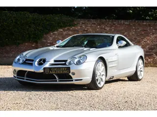 Mercedes-Benz SLR McLaren "Crystal Laurit Silver" Serviced exclusively by Mercedes-Benz,Presented in