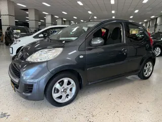 PEUGEOT 107 1.0 Millesim Airco Parkeersensor NL auto NAP