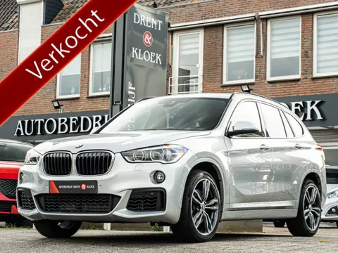 BMW X1 sDrive20i High Exe M-Sport CAMERA HUD 19 INCH LEDER LED SHADOW LINE