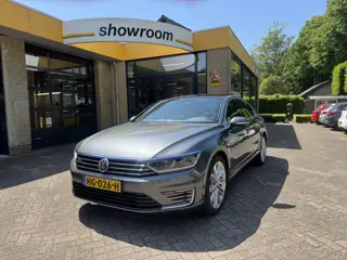 Volkswagen Passat 1.4 TSI GTE Highline Climate Control Navi Schuifdak