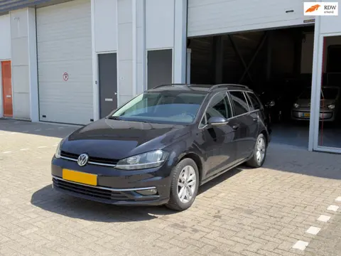 Volkswagen Golf Variant 1.6 TDI Highline Business R