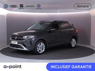 Volkswagen T-Cross 1.0 TSI Life Edition Goal 95PK | Navigatie | Parkeersensoren voor en achter | Sto
