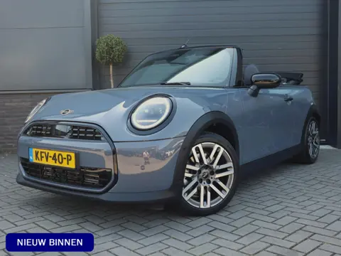 MINI Cabrio 2.0 Cooper C Classic M | Camera | Carplay | HUD | 17 Inch