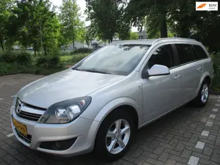 Opel ASTRA 1.6 CARAVAN Airco