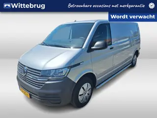 Volkswagen Transporter 2.0 TDI L2H1 28 Eco Business Navi by App / Trekhaak / PDC