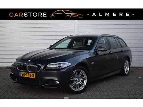 BMW 5-serie Touring 528i High Executive*M-Pakket*Leder*Trekhaak*Navi*2e eig*