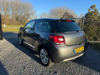 Citroen DS3 1.6 VTi So Chic / Automaat / parkeer sensoren / Bovag onderhouden /