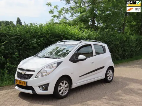 Chevrolet Spark 1.0 16V LT *AIRCO *LEER