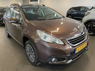 Peugeot 2008 1.2 VTi Active Airco-Navigatie-Trekhaak
