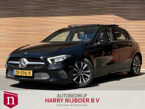 Mercedes-Benz A-Klasse 180 Business Solution Panodak / Navi / Clima / Telefoon / Half Leer / Stoelve