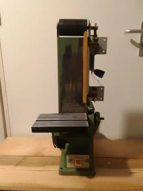 Bandschuurmachine merk Ferm