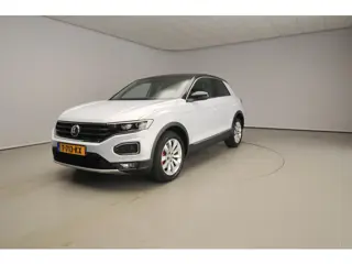 Volkswagen T-Roc 1.5 TSI Sport Business R DSG | Trekhaak | Camera