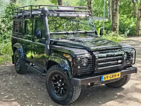 Land Rover Defender 110 2.5 TD5 Black Edition 9-zits