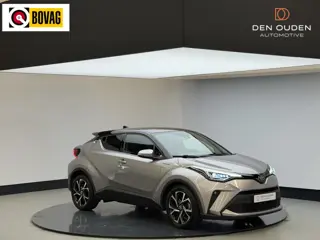 Toyota C-HR 1.8 Hybrid Style Luxury | Leer | Trekhaak | 18'' LM | 4 seasonbanden |