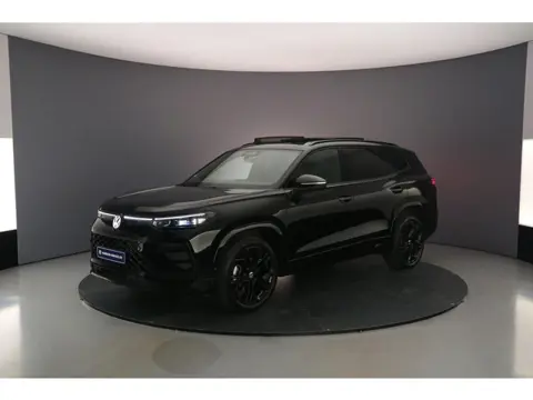 Volkswagen Tayron R-Line Edition 1.5 TSI eHybrid 204pk DSG Automaat Trekhaak, Panoramadak, Black Sty