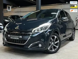 Peugeot 208 1.2 PureTech Signature/Led/Acc/Carplay