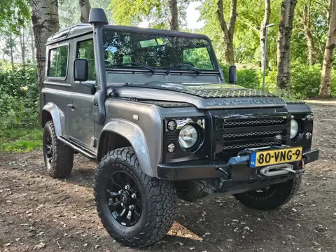 Land Rover Defender 90 2.4 TD XTech grijskenteken