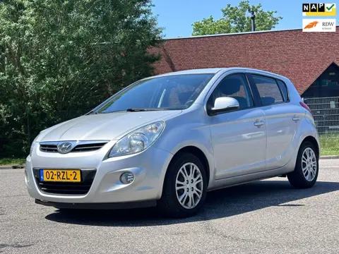 Hyundai I20 1.2i i-Motion 5DR*Ijskoude airco*LM velgen*NAP*APK*Elektrische ramen*