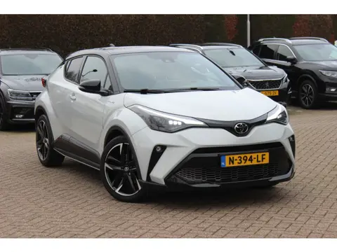 Toyota C-HR 1.8 Hybrid GR-Sport / Camera / JBL / Keyless / Leder&Alcantara / 19'' / CarPlay / Naviga