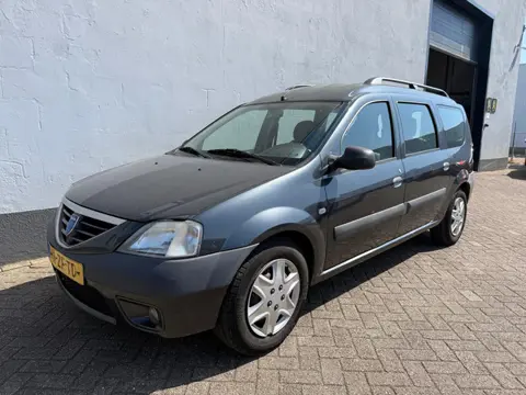 Dacia Logan MCV 1.6-16V LPG Lauréate - APK 06-2027