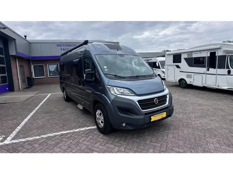 Adria Twin Plus 640 SLX zeer compleet