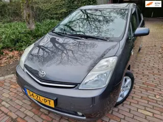 Toyota Prius HYBRID 1.5 VVT-i Tech Edition Camera/Leer/Navi