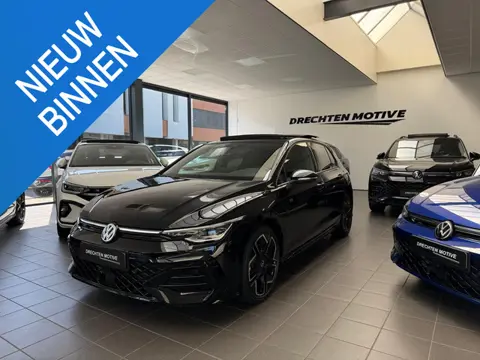 Volkswagen Golf 1.5 eTSI R-line / Pano / Camera / Keyless /
