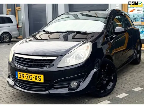 Opel Corsa 1.4-16V Sport