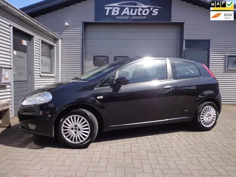 Fiat Grande Punto 1.4 Dynamic ! AIRCO / 131.147 KM !