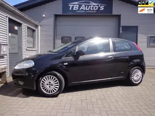 Fiat Grande Punto 1.4 Dynamic ! AIRCO / 131.147 KM !