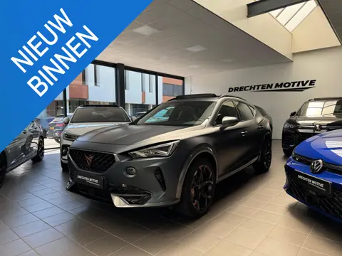 CUPRA Formentor 1.4 e-Hybrid VZ Black Edition / Pano / Camera /