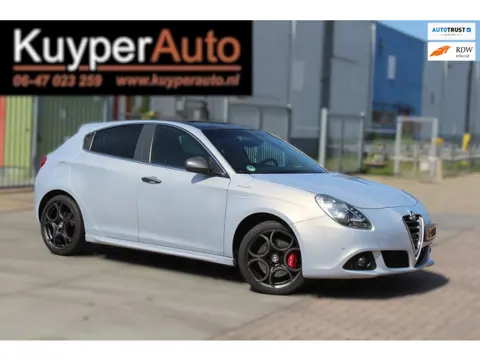 Alfa Romeo Giulietta 1.4 Turbo Exclusive Q v line,, pano,,leder multimedia