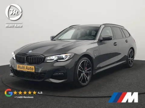 BMW 3 Serie Touring 330e M Sport PHEV 293pk Dealer O.H. Dravitgrau | Head Up | Camera | Laser LED | 