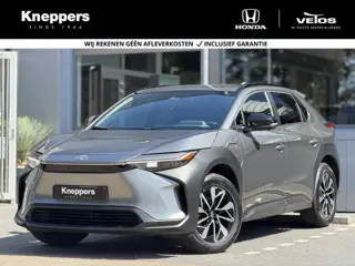 Toyota Bz4x Dynamic 71 kWh | GEEN AFLEVERKOSTEN | Incl. winterset, 360 camera, Elektrische achterkle