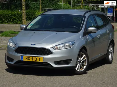 Ford Focus Wagon 1.5 TDCI Trend Edition BJ2015 NAP/NAVI/PDC