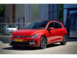 Volkswagen Golf 2.0 GTI / NL Auto / 1e Eigenaar / Pano / Adaptief onderstel / IQ light / 19" L.M.