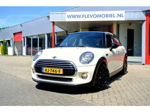 Mini Cooper 1.5 Chili Business 5-drs Navi|Sportstoelen|Clima|Half Leder