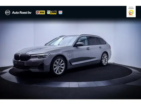 BMW 5 Serie Touring 520e 204Pk BUSINESS Edition Plus SOH 97% | FULL LED | LEDER | CAMERA | STOELVERW