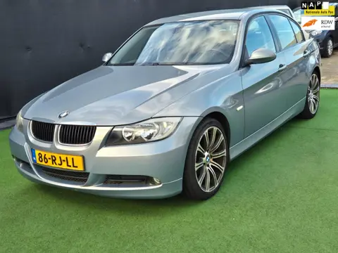 BMW 3-serie 320i Dynamic Executive AUTOMAAT!